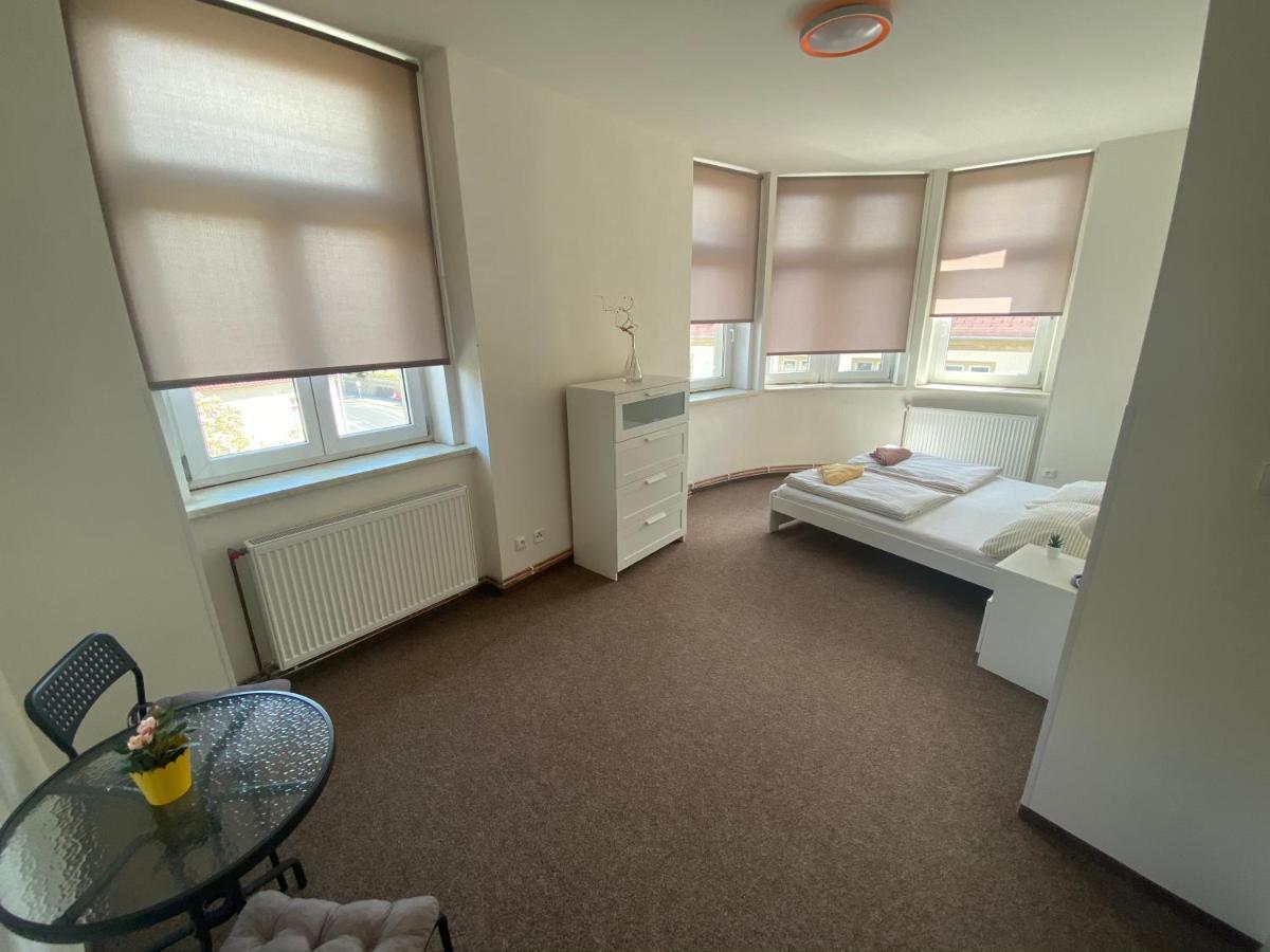 Apartmany U Muzea Дечин Екстер'єр фото